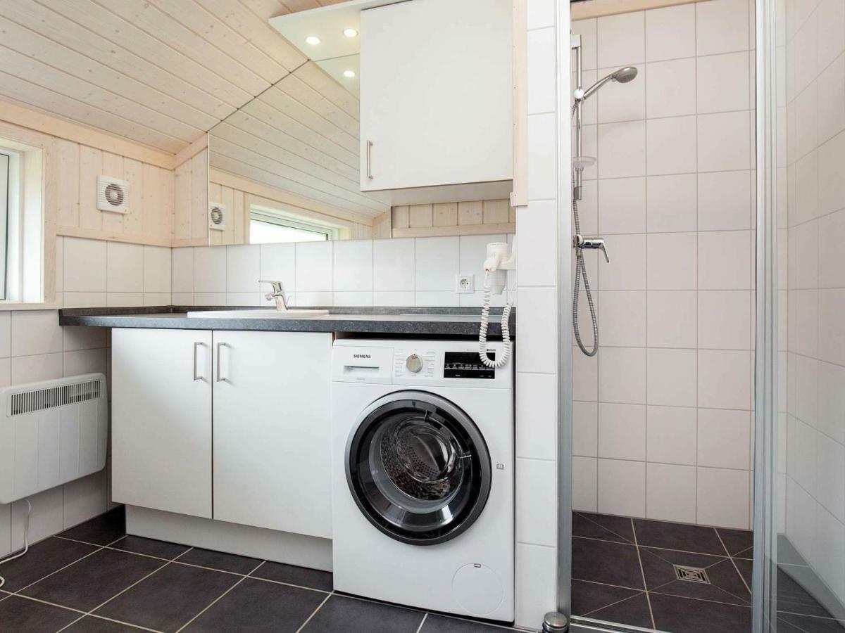 8 Person Holiday Home In Gro Enbrode Großenbrode Esterno foto